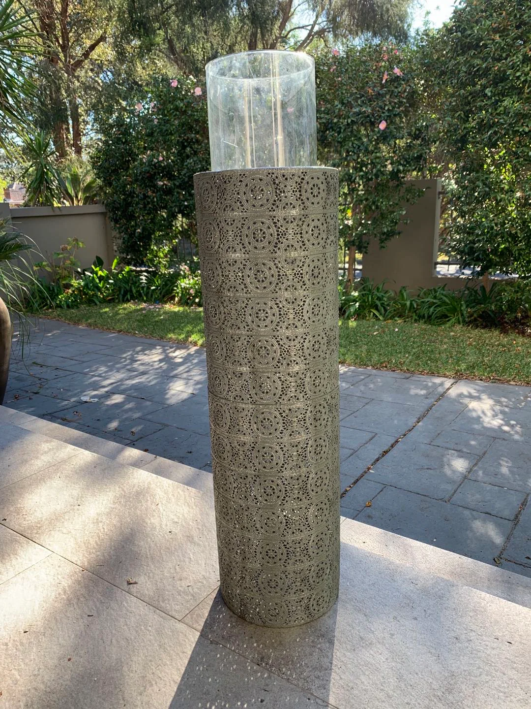 Cadiz Floor Standing Candle Holder - Image 5