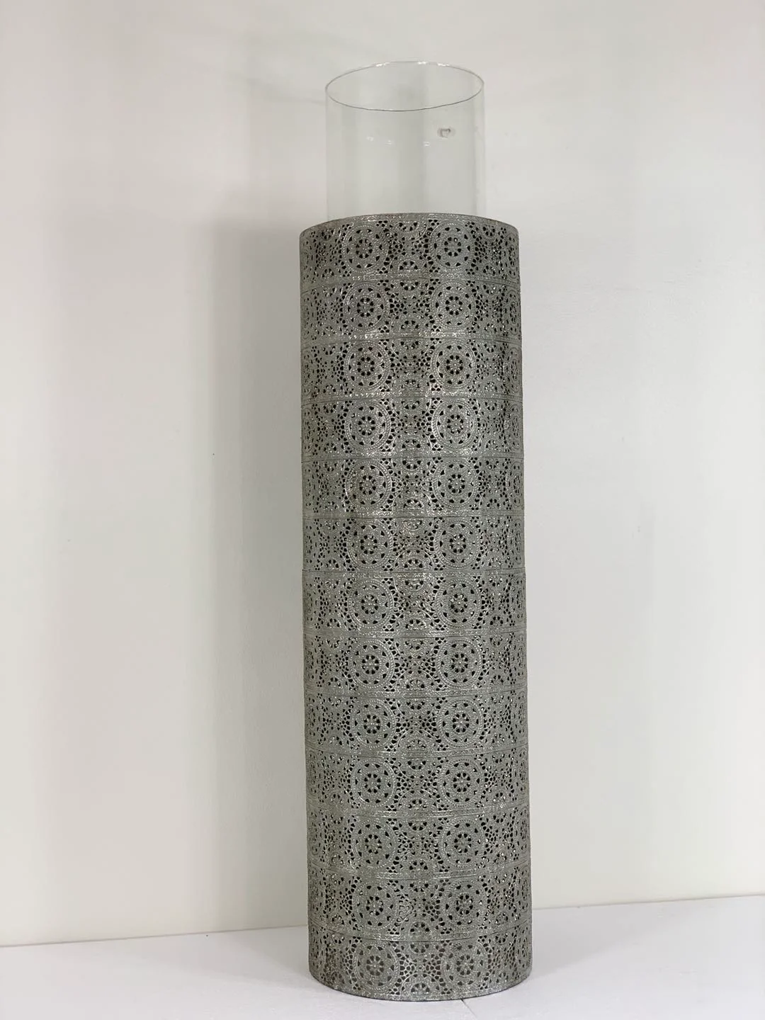 Cadiz Floor Standing Candle Holder - Image 6