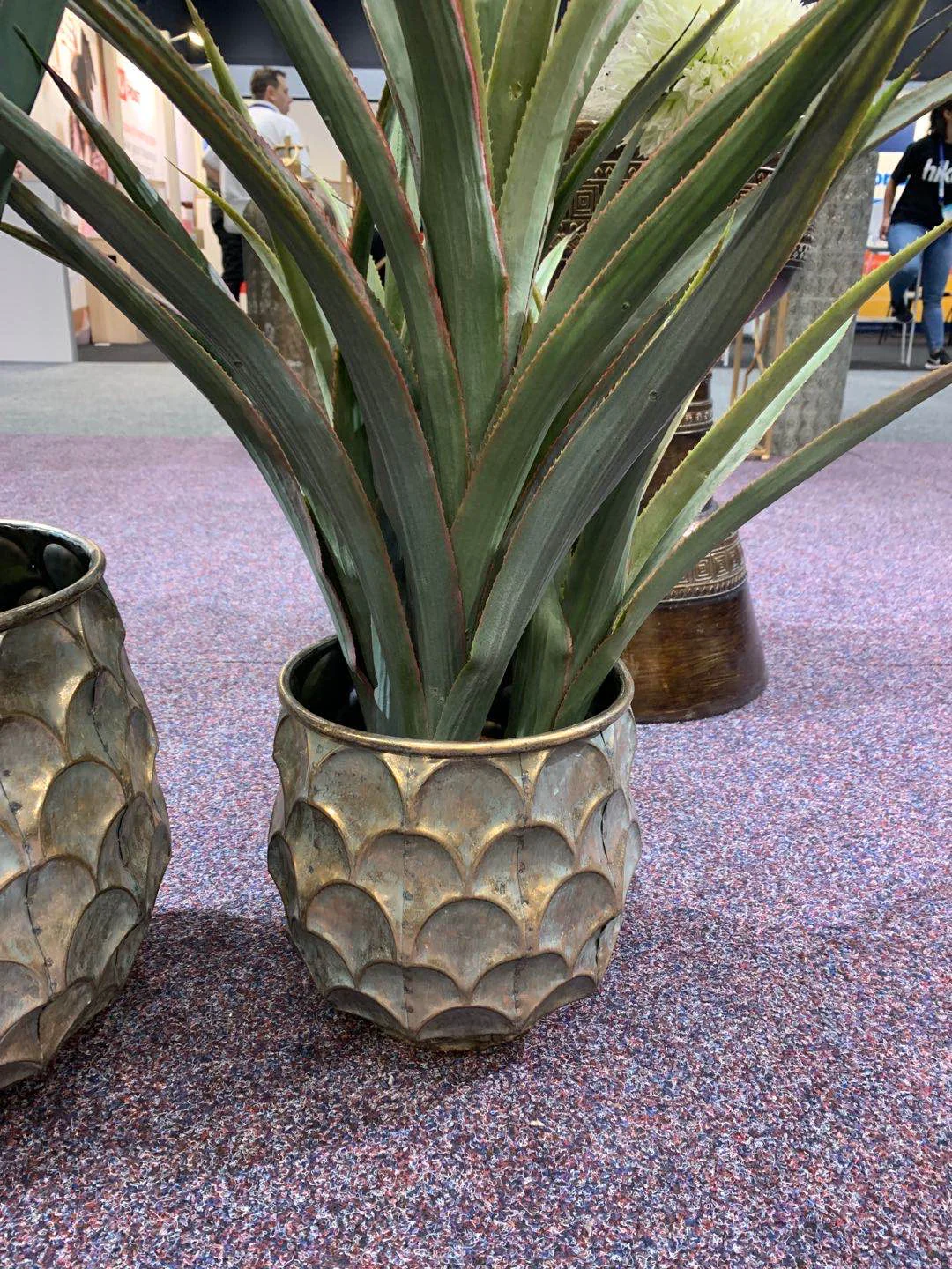 Dos Metal Planters Set - Image 4