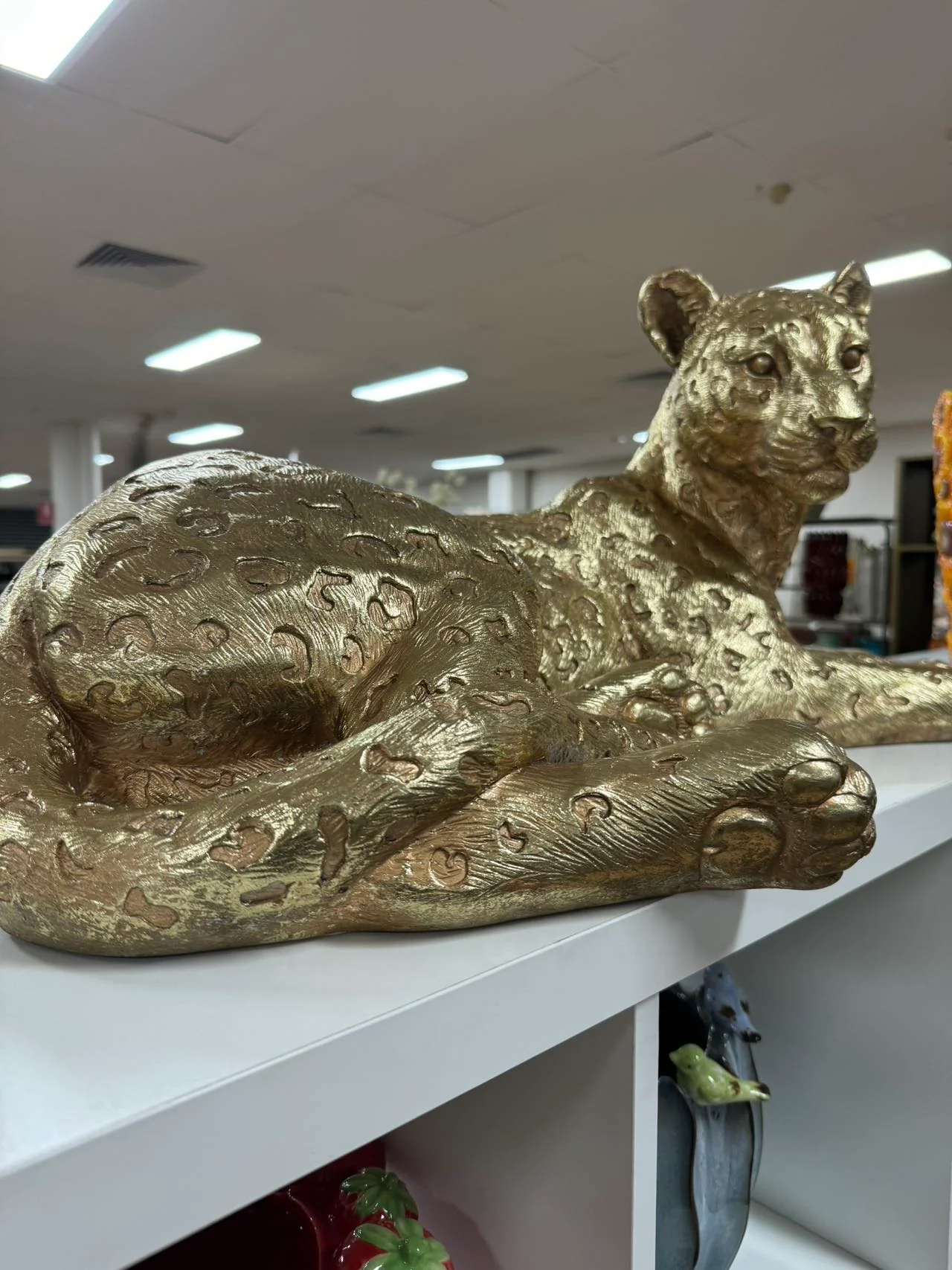 LEOPARDO LAYING LEOPARD GOLD PERFECT GIFT COLLECTORS LUXURY ITEM - Image 6