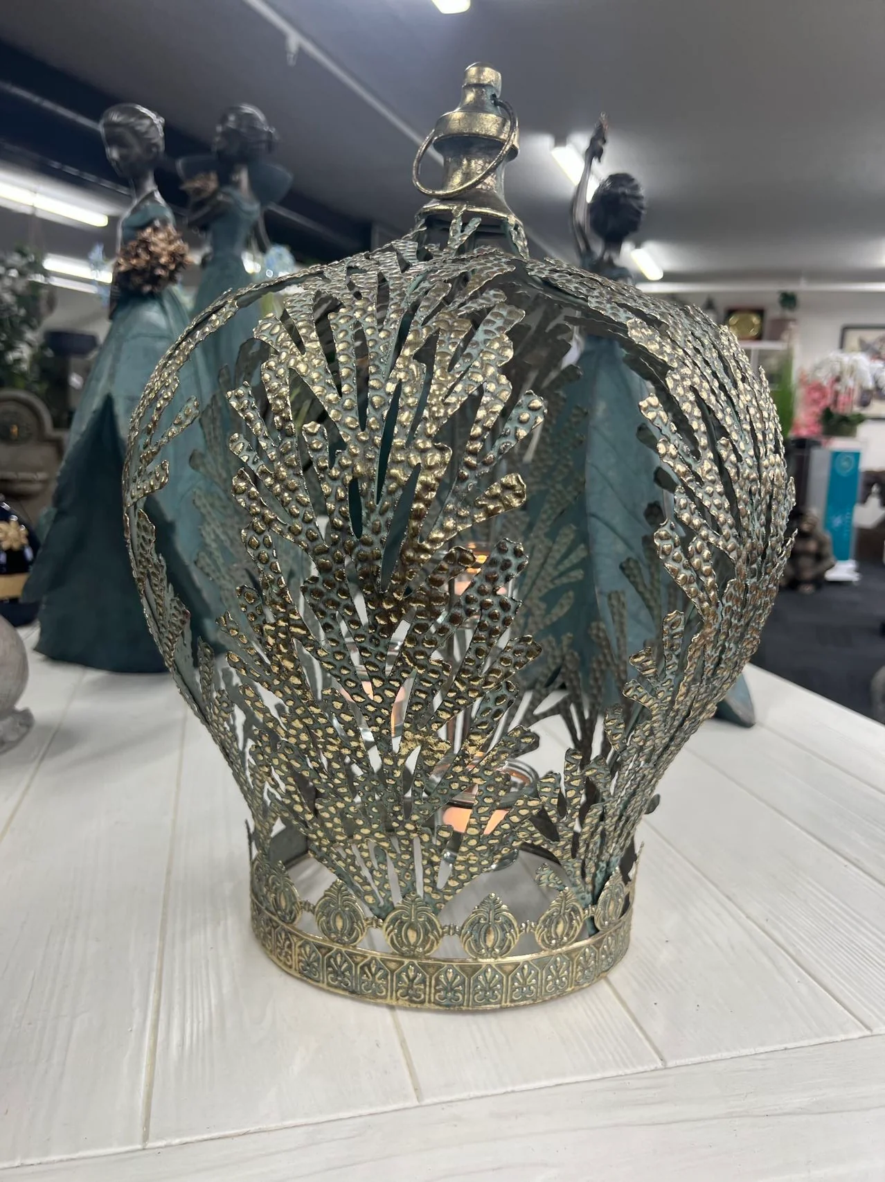 GIOIELLO Crown Table Candle Holder - Image 3