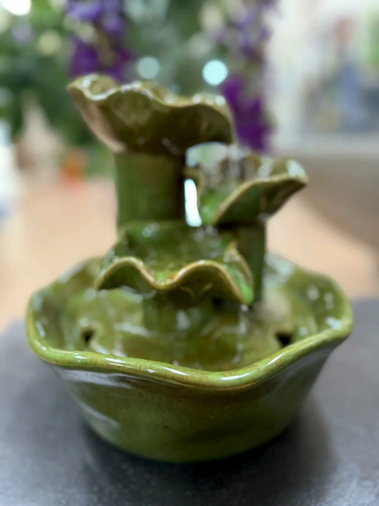 Leaves Porcelain Table Fountain - Image 3