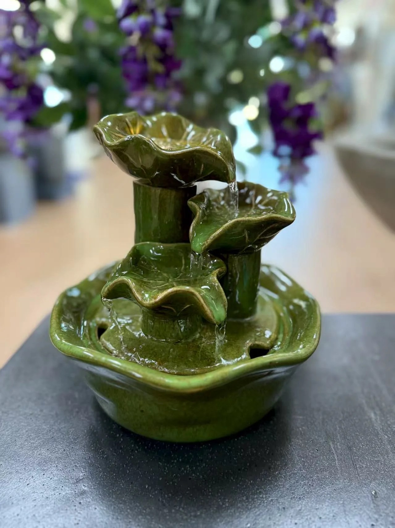 Leaves Porcelain Table Fountain - Image 4