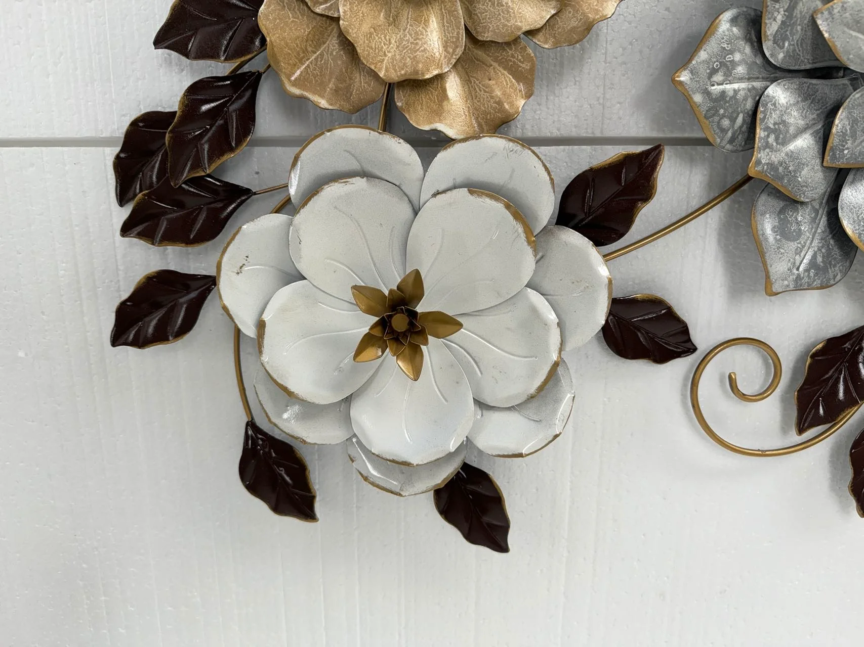 Love Heart Flowers Wall Art Designer Quality Wall Art Summer 2023 - Image 4