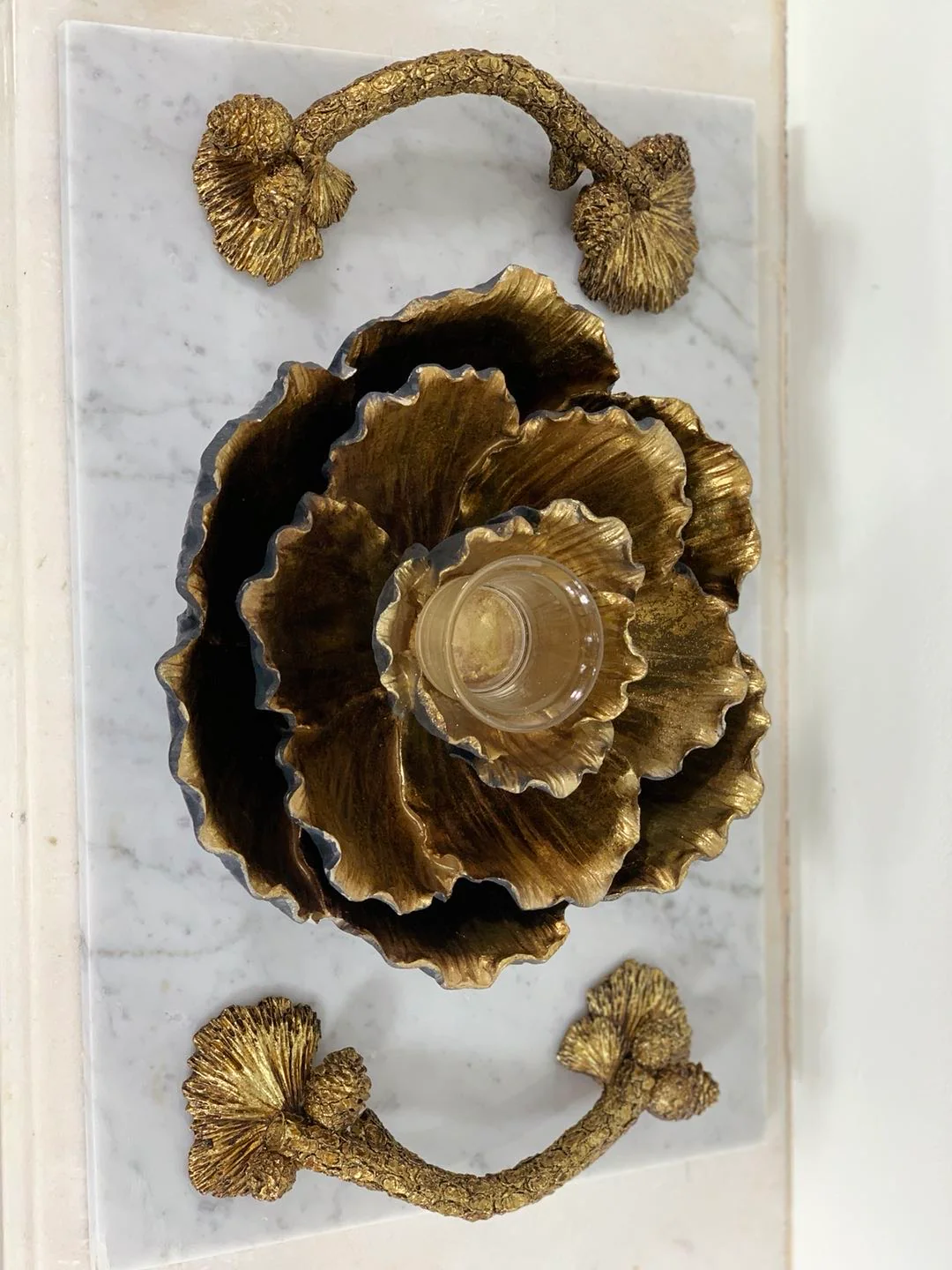 Flower Shaped Set Bowls Black & Gold with Candle Holder - Image 12