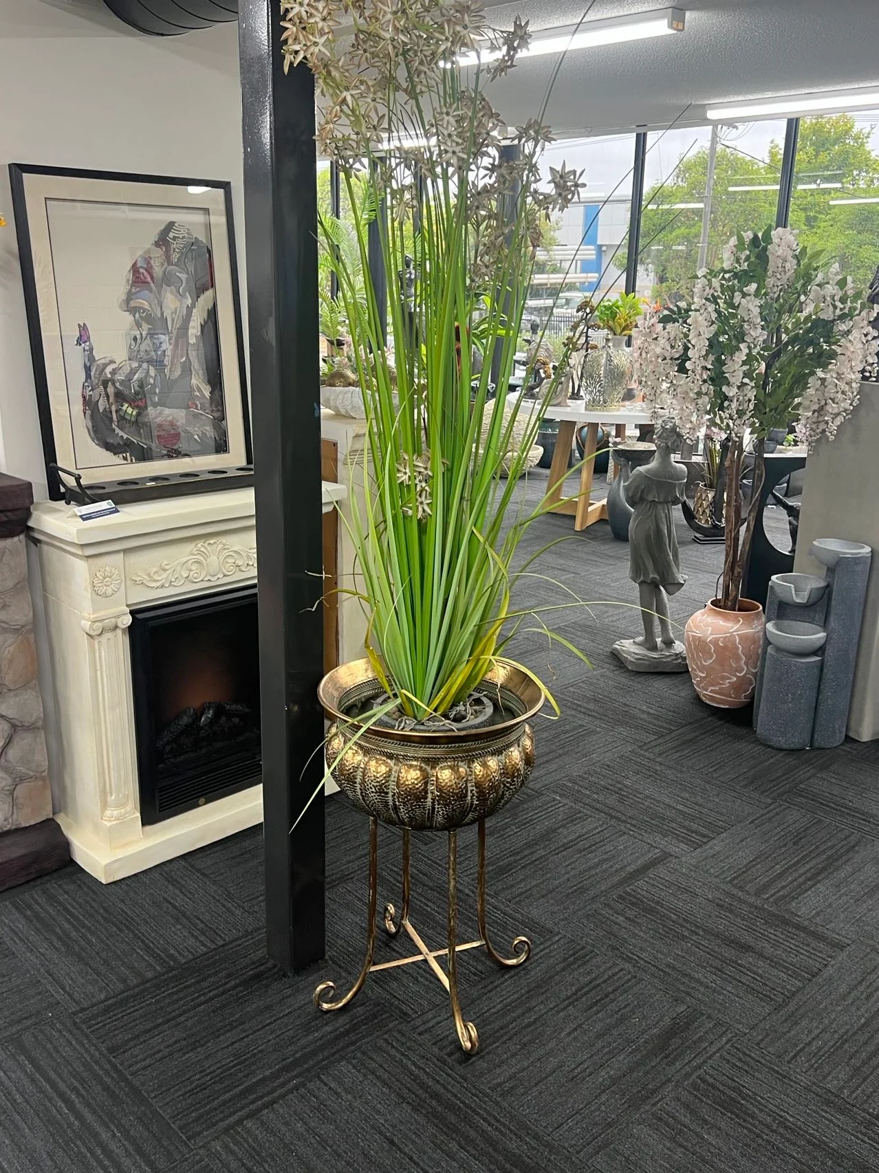 ZENA Standing Metal Planter - Image 8