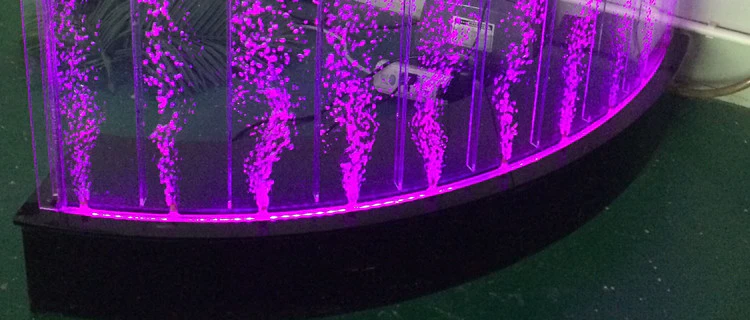 Manhattan Bar Bench Water Feature - Image 8