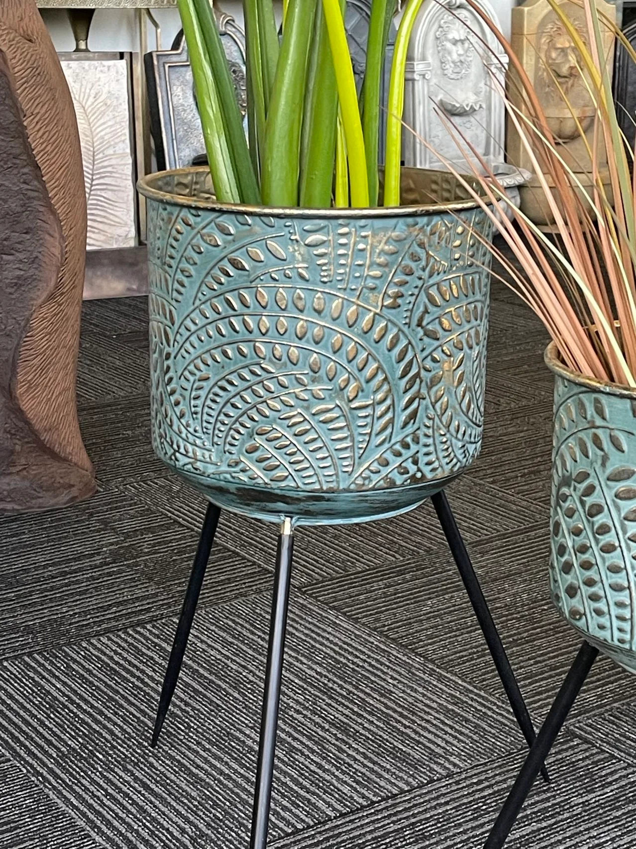 Metal Planters Pair Andalusian Design NEW Summer 2021 - Image 12