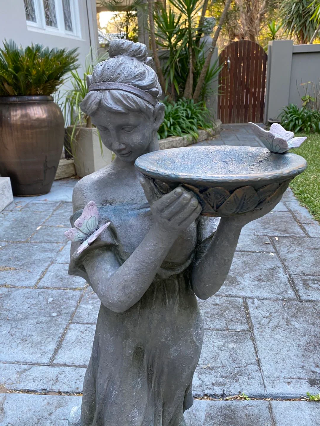 Princesa Stunning Princess Bird Feeder - Image 6