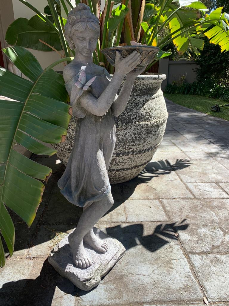 Princesa Stunning Princess Bird Feeder - Image 9