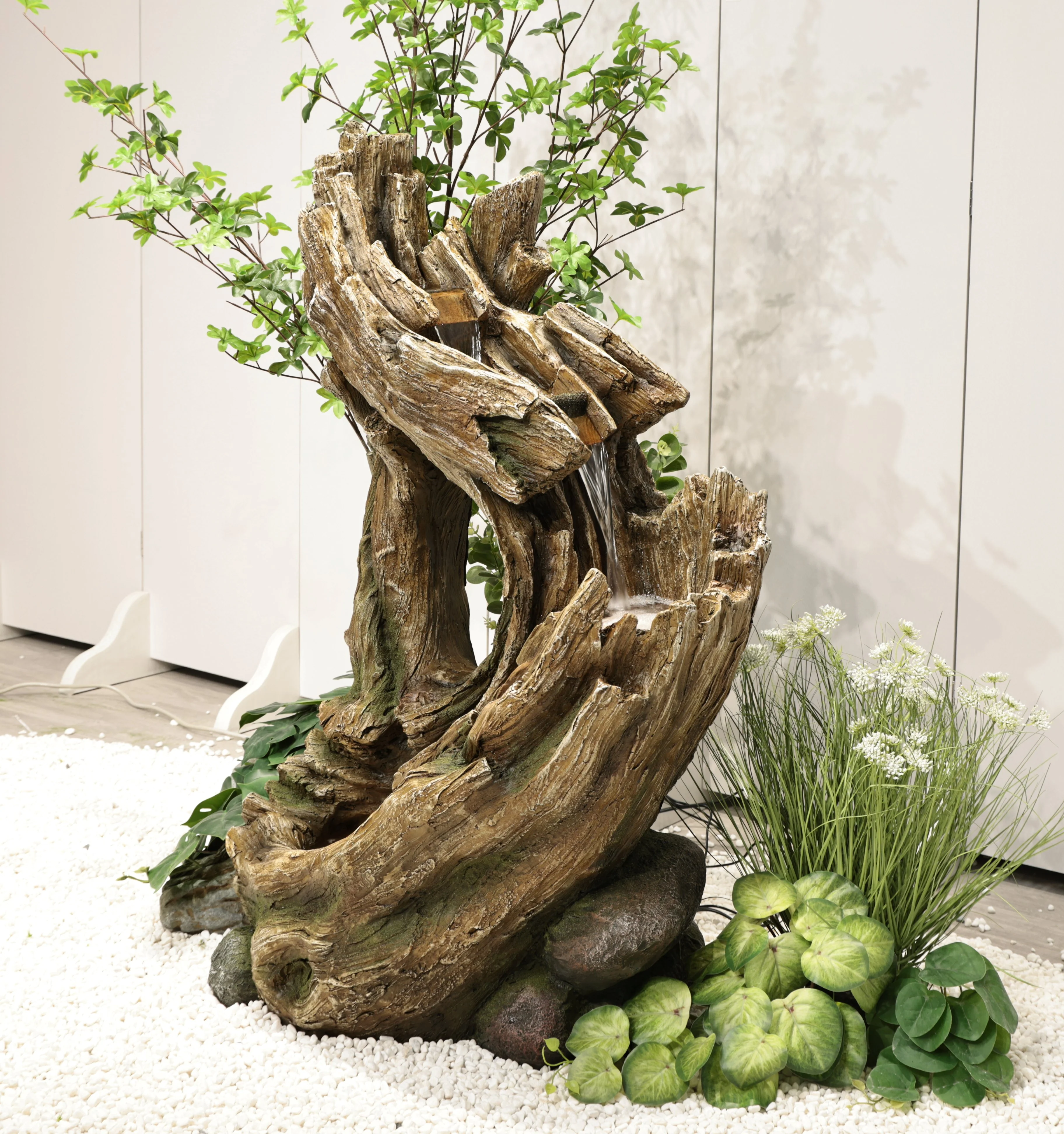 Rocky River Driftwood Fountain - Image 3