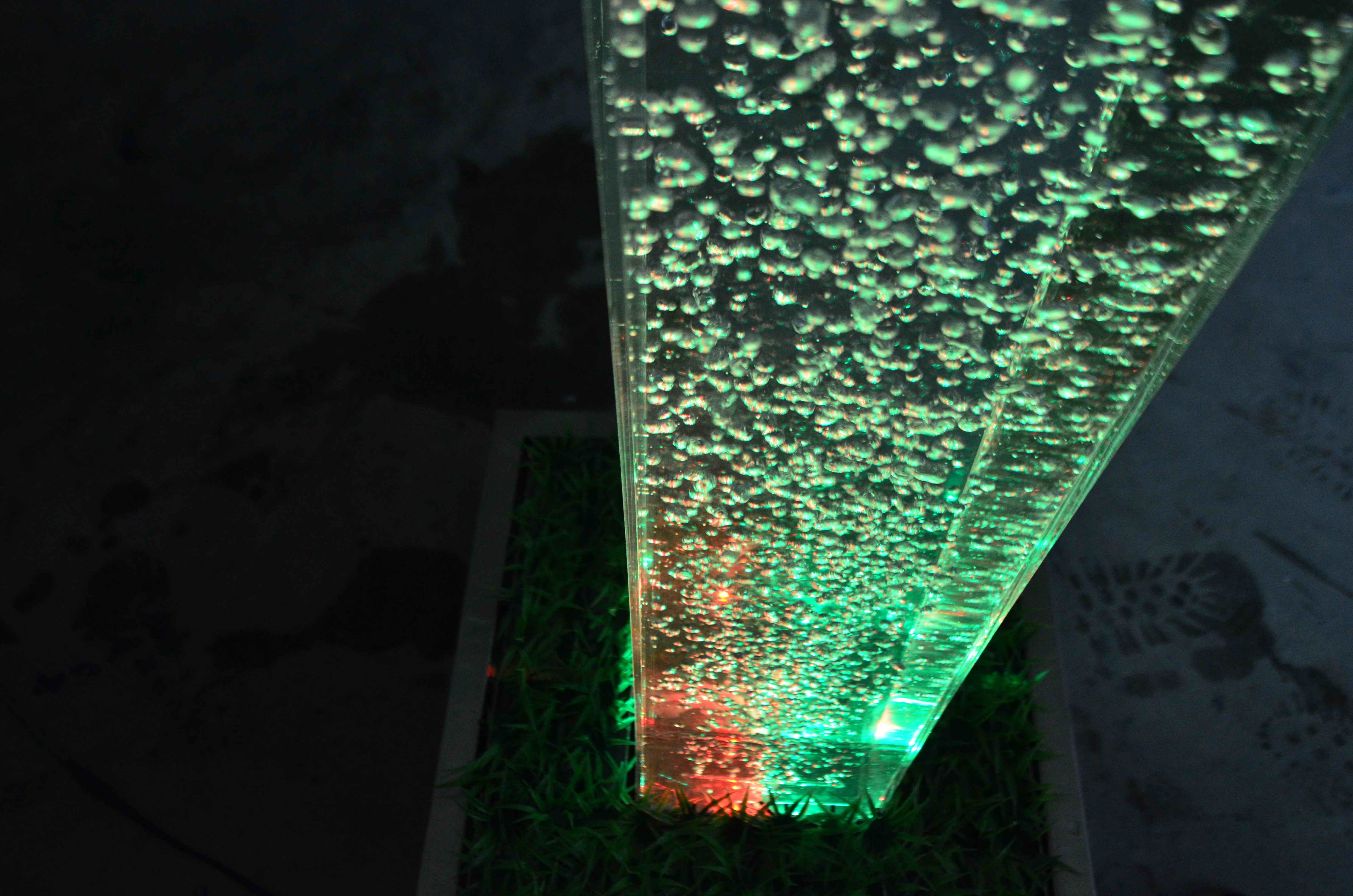 Santa Barbara Bubble Column Feature - Image 7