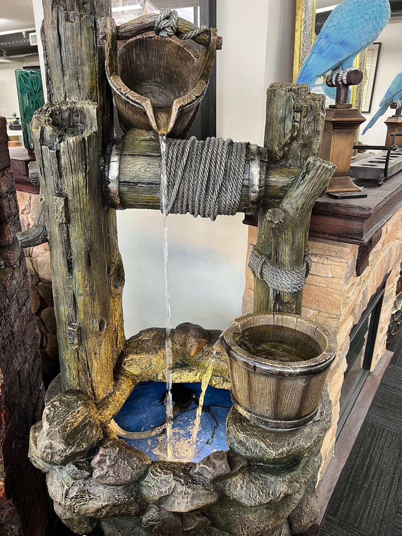 Villaggio Wishing Well Fountain - Image 3